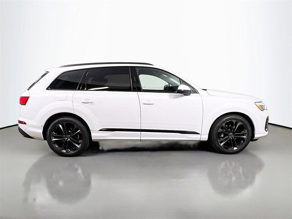 new 2026 Audi Q7 car, priced at $74,380