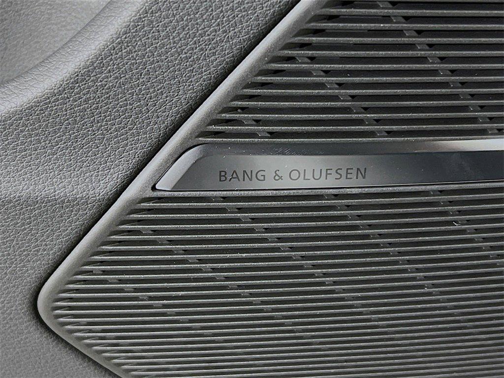 new 2026 Audi Q7 car, priced at $74,380