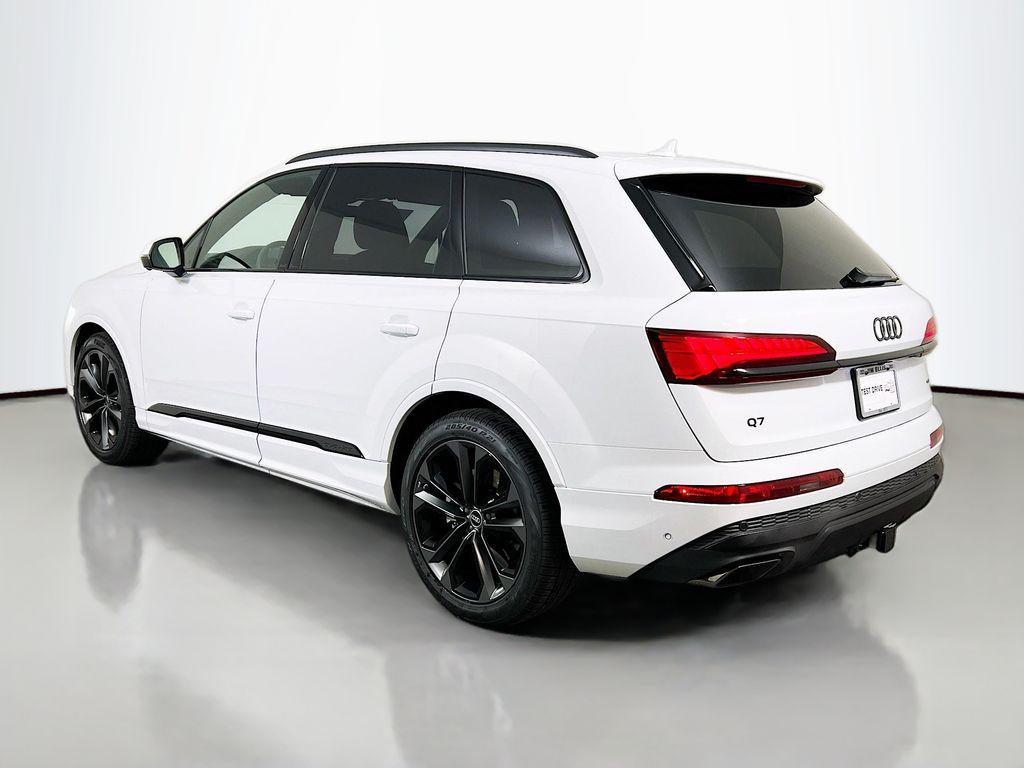 new 2026 Audi Q7 car, priced at $74,380