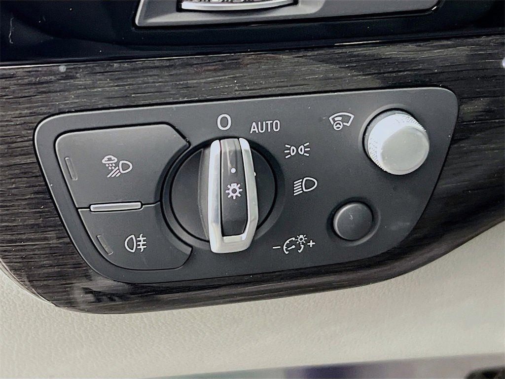 used 2019 Audi Q7 car, priced at $27,549