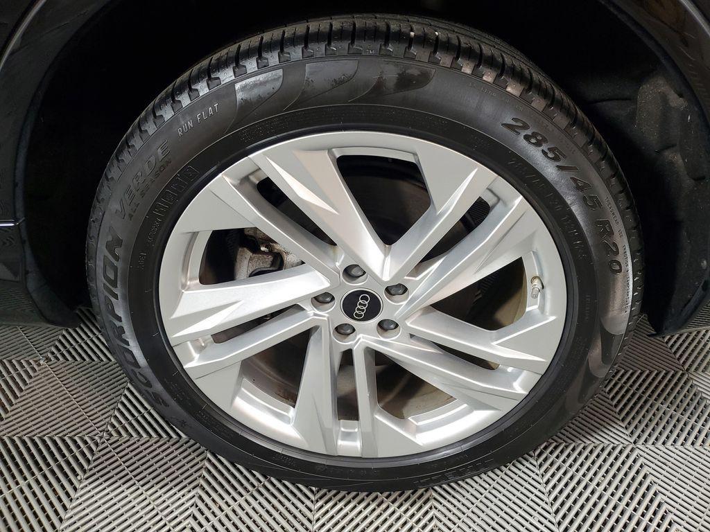 used 2023 Audi Q7 car, priced at $30,262