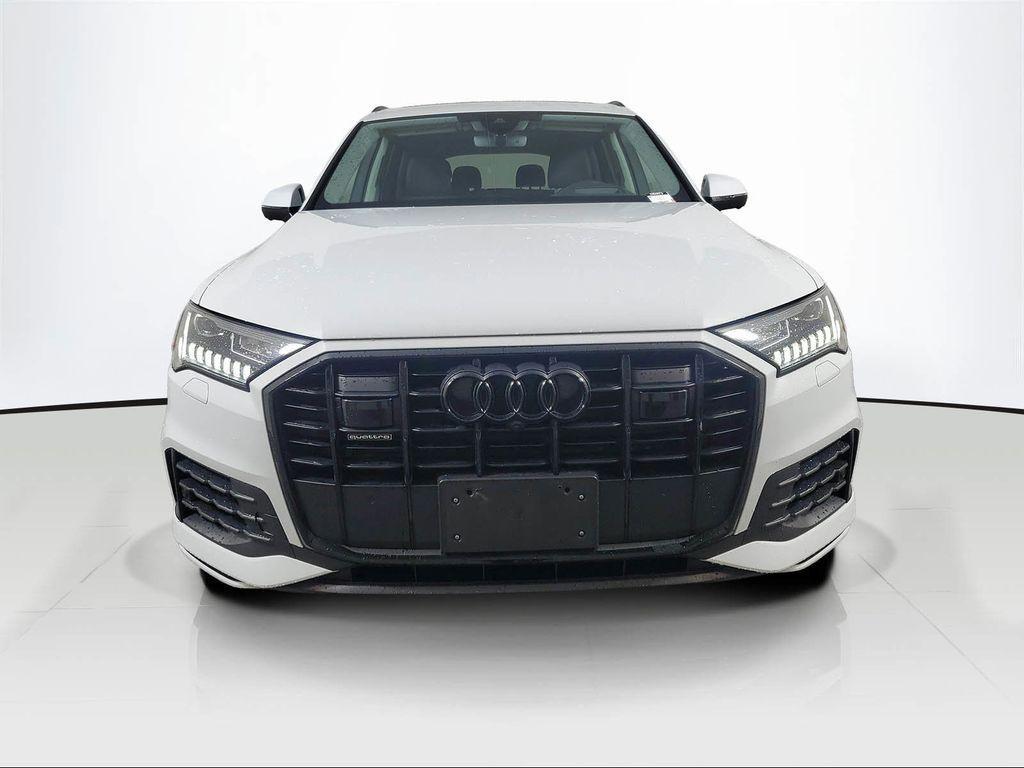used 2024 Audi Q7 car, priced at $49,434