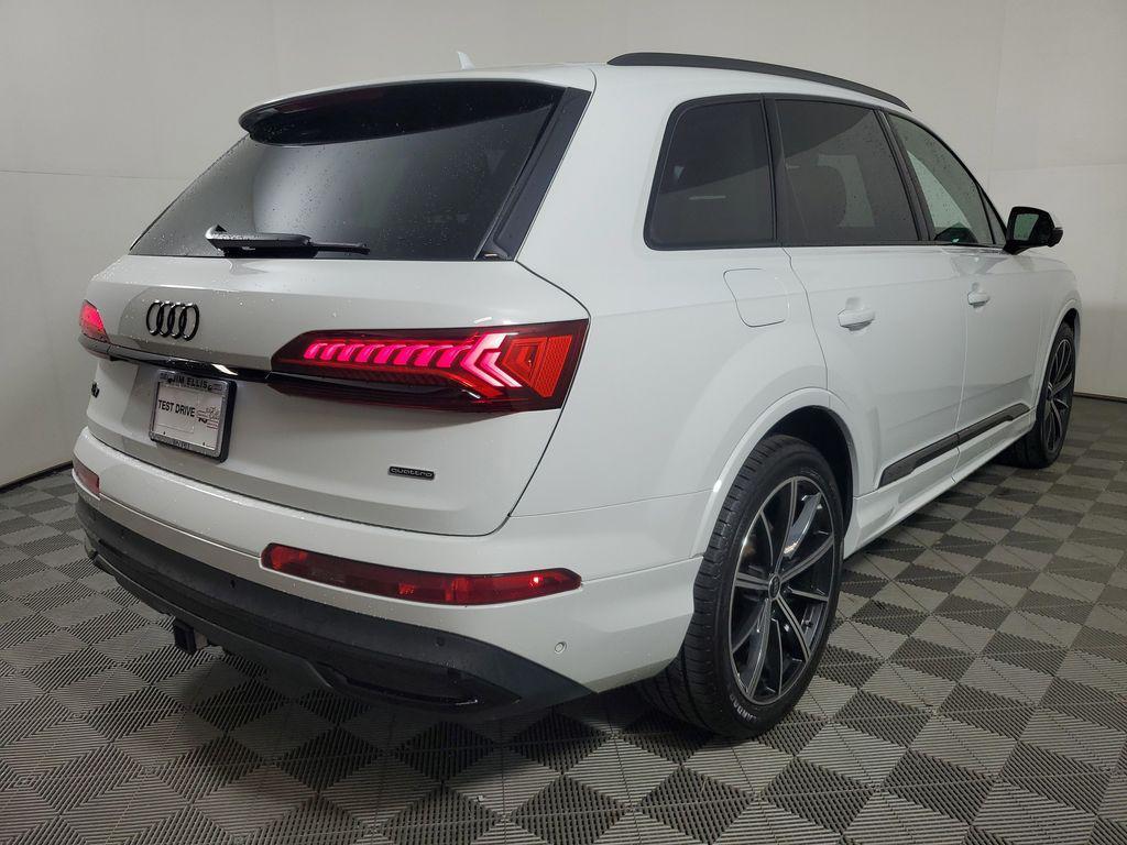 used 2024 Audi Q7 car, priced at $49,434