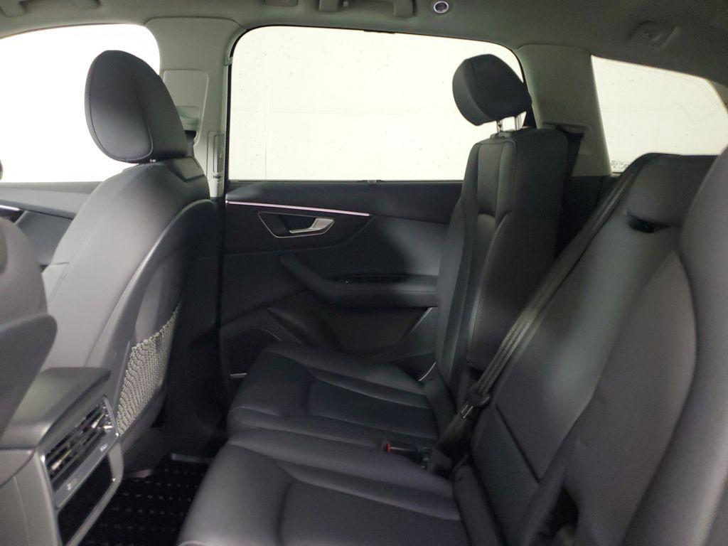 used 2024 Audi Q7 car, priced at $49,434