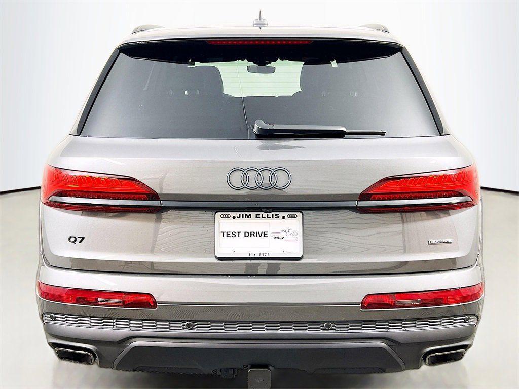 new 2026 Audi Q7 car, priced at $75,055