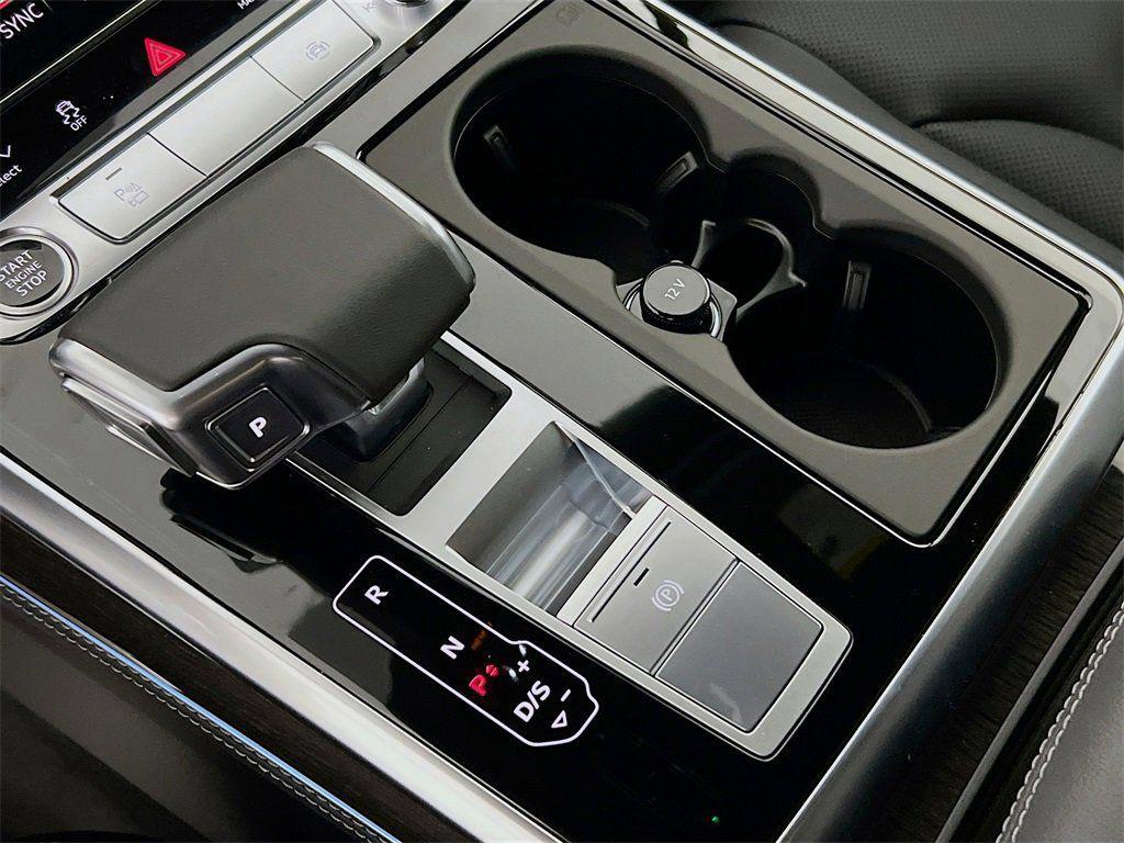 new 2026 Audi Q7 car, priced at $75,055