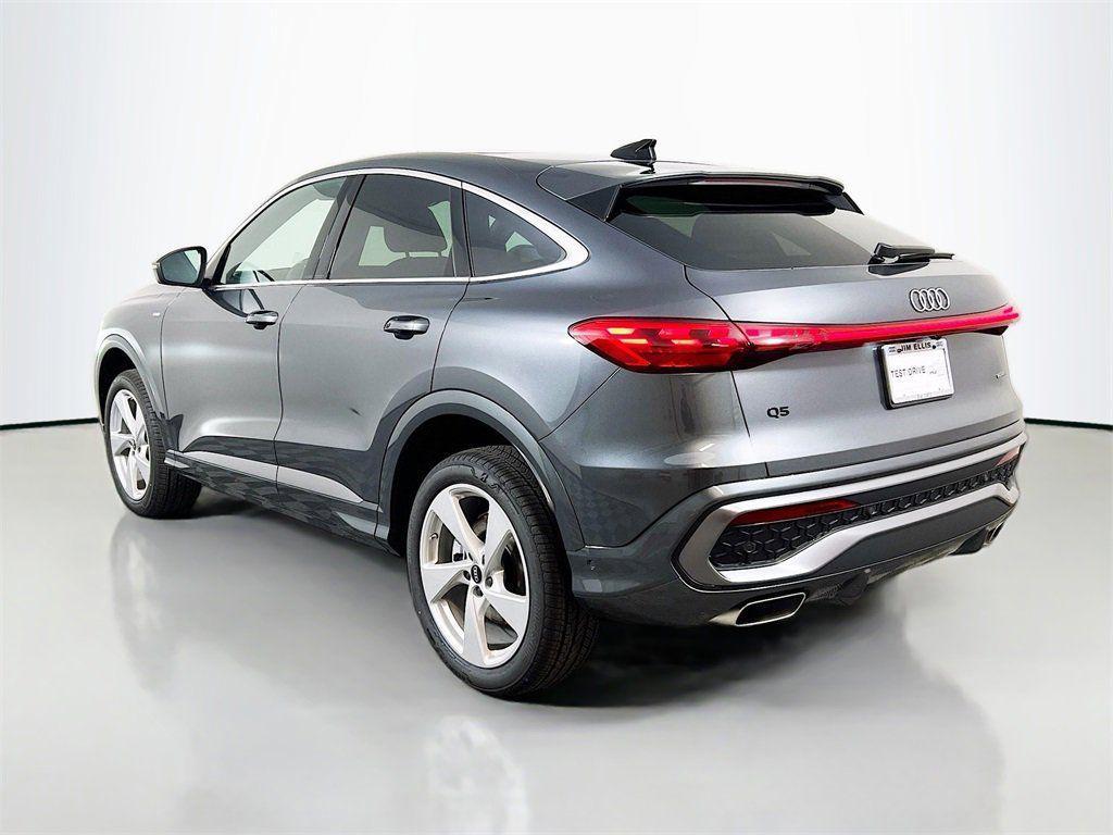new 2025 Audi Q5 car, priced at $59,952
