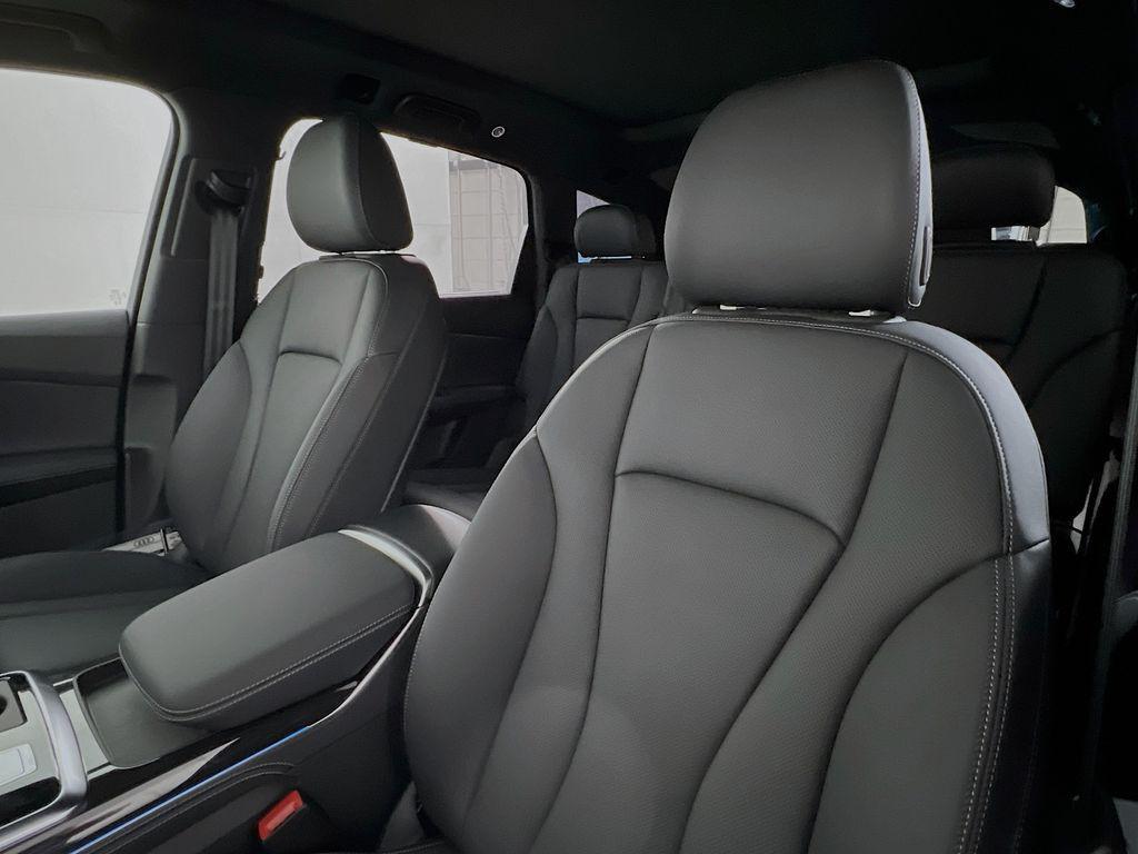 new 2026 Audi Q7 car, priced at $73,145