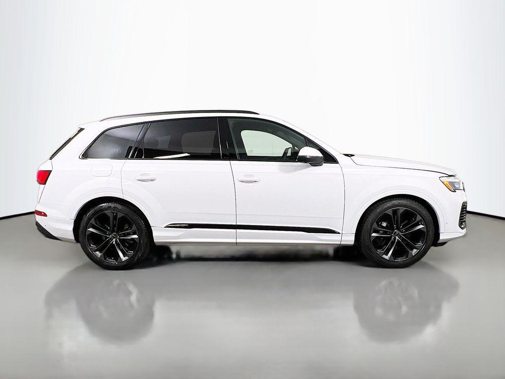 new 2026 Audi Q7 car, priced at $73,145