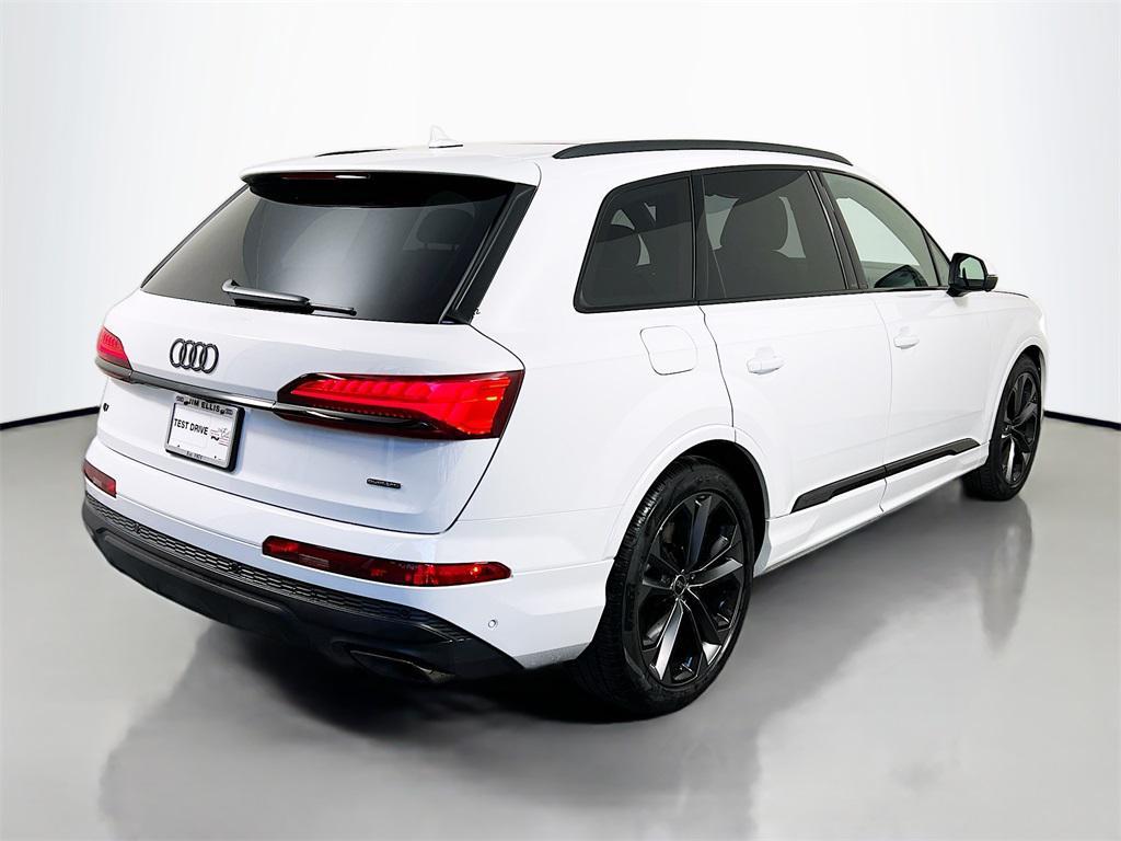 new 2026 Audi Q7 car, priced at $72,375