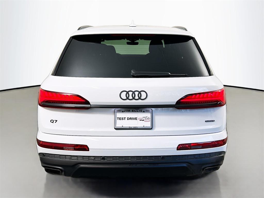 new 2026 Audi Q7 car, priced at $72,375