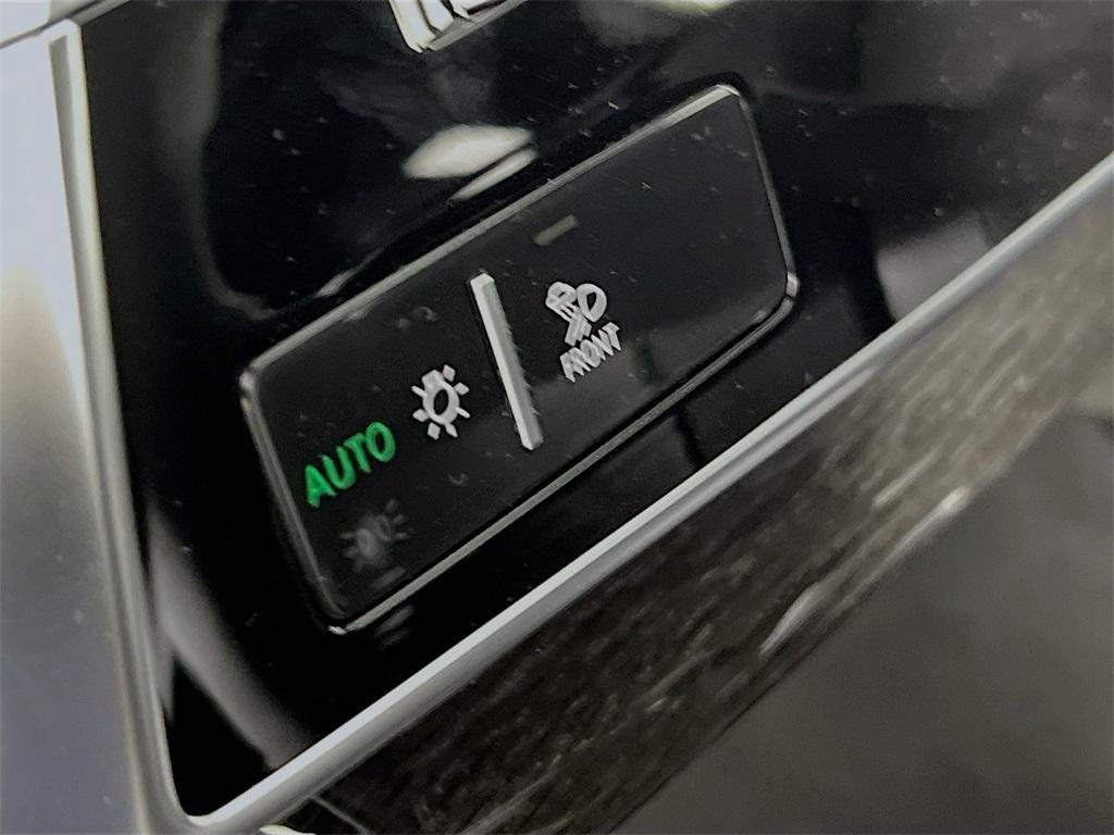 new 2026 Audi Q7 car, priced at $72,375