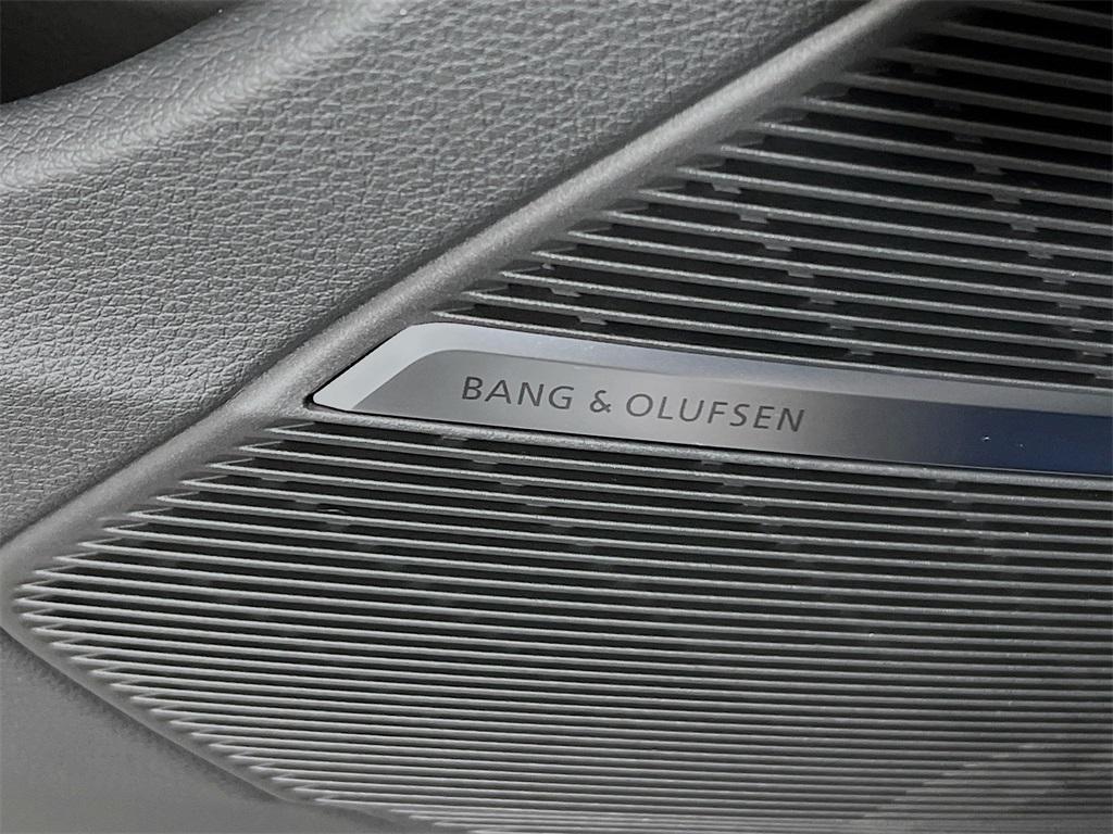 new 2026 Audi Q7 car, priced at $72,375