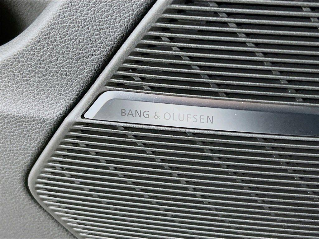 new 2026 Audi Q7 car, priced at $72,813