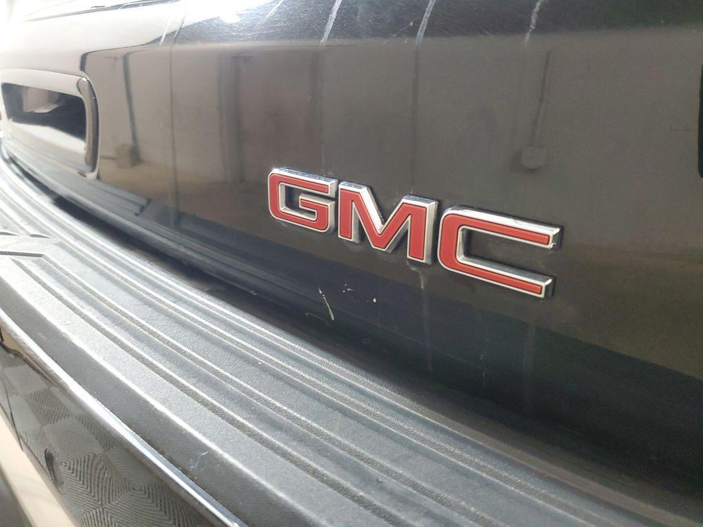 used 2025 GMC Yukon car, priced at $74,627