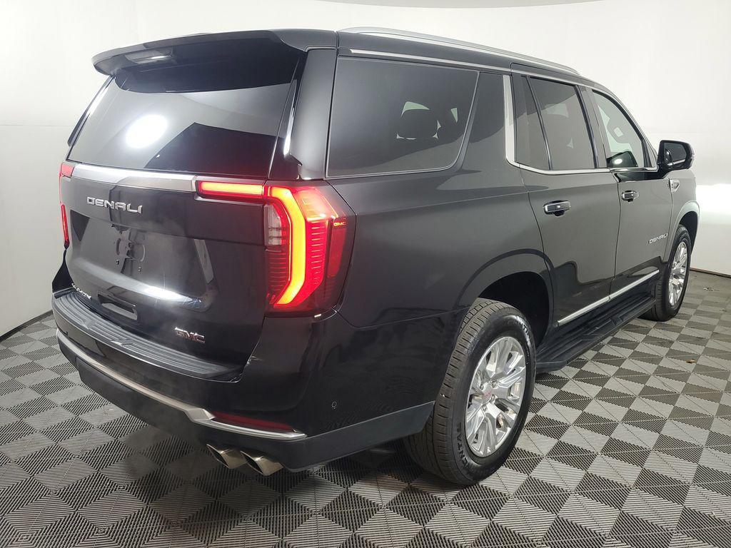 used 2025 GMC Yukon car, priced at $74,627