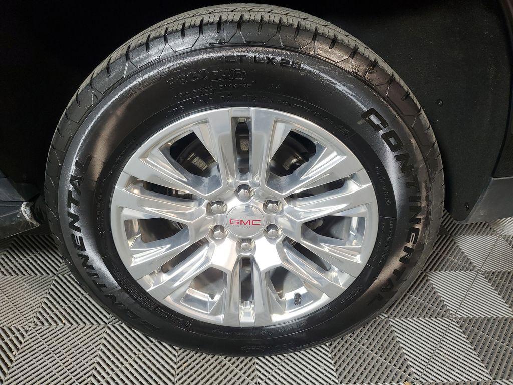 used 2025 GMC Yukon car, priced at $74,627