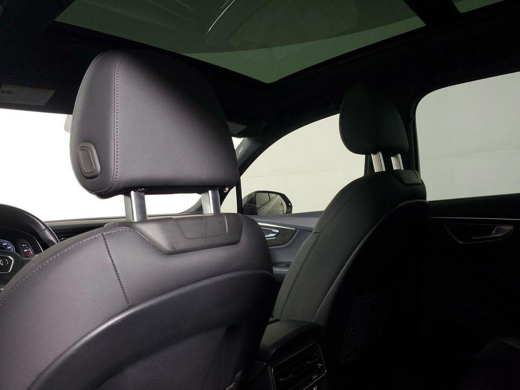 used 2021 Audi Q7 car, priced at $26,549