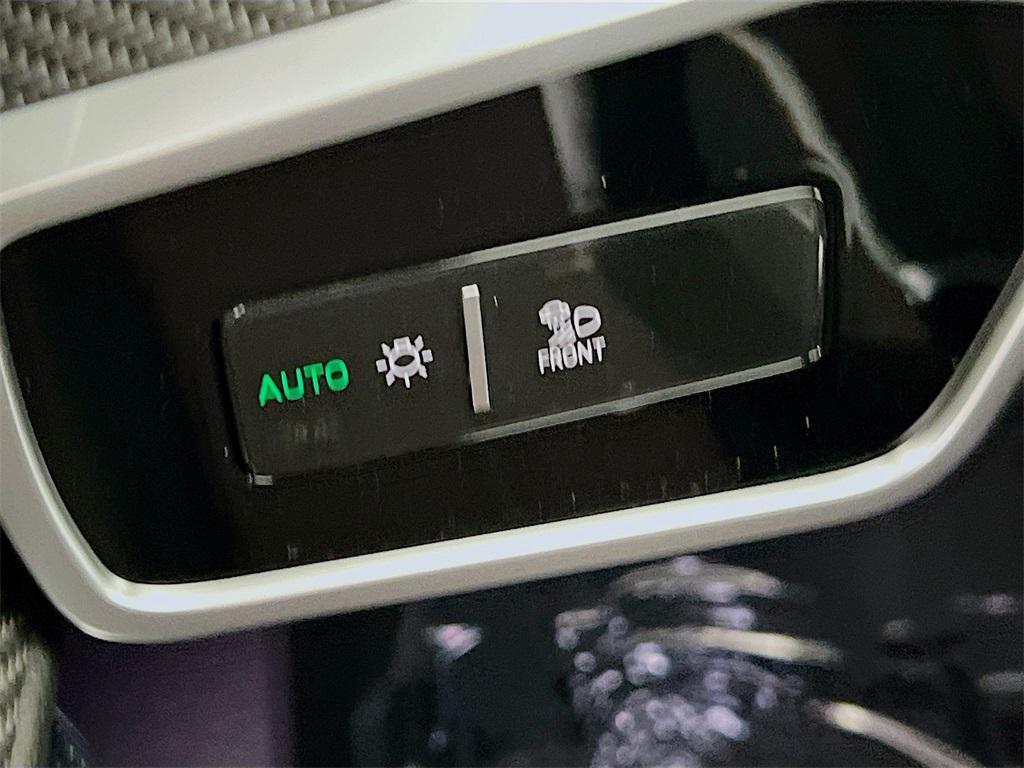 new 2026 Audi RS 6 Avant car, priced at $152,090