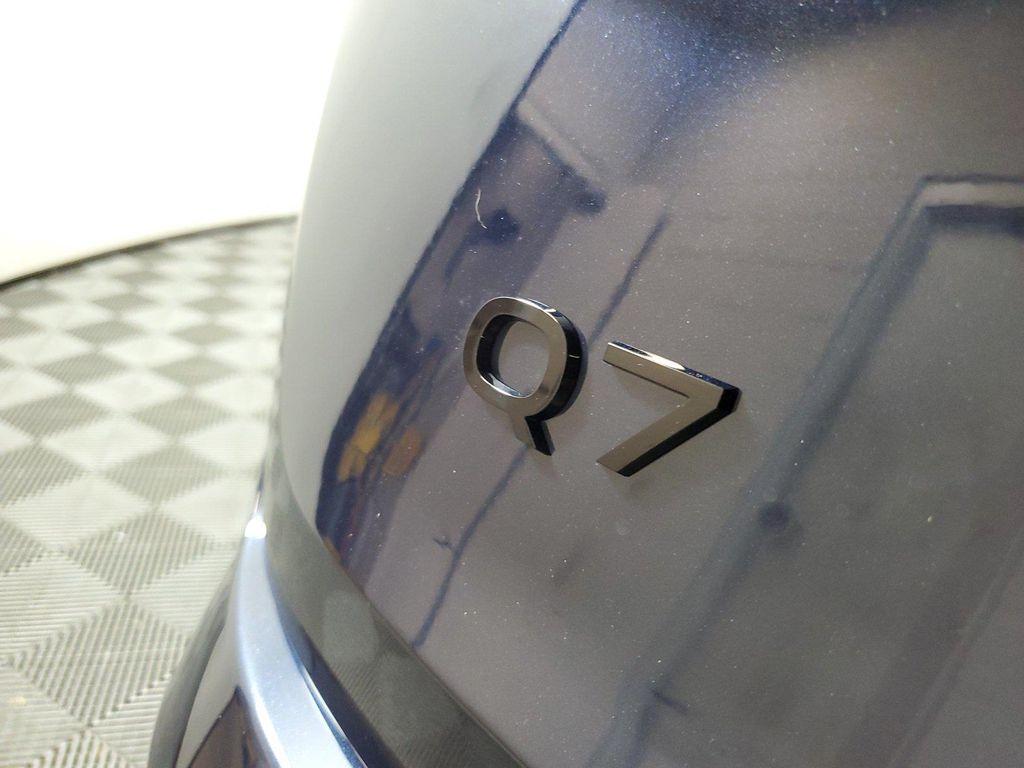 new 2026 Audi Q7 car, priced at $59,455