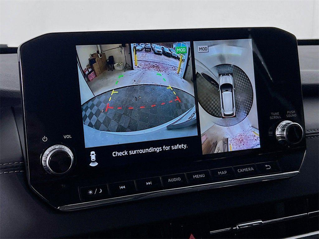 used 2024 Mitsubishi Outlander PHEV car, priced at $22,994