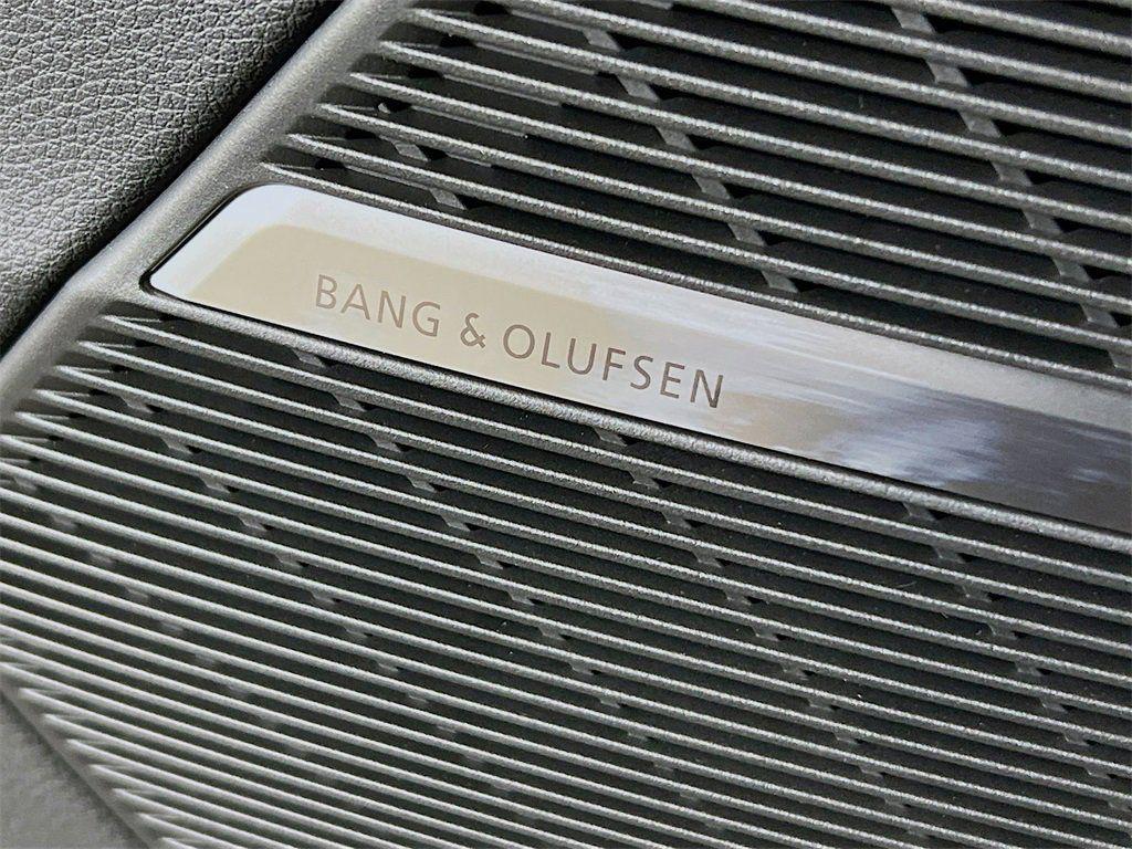 new 2026 Audi Q7 car, priced at $68,771