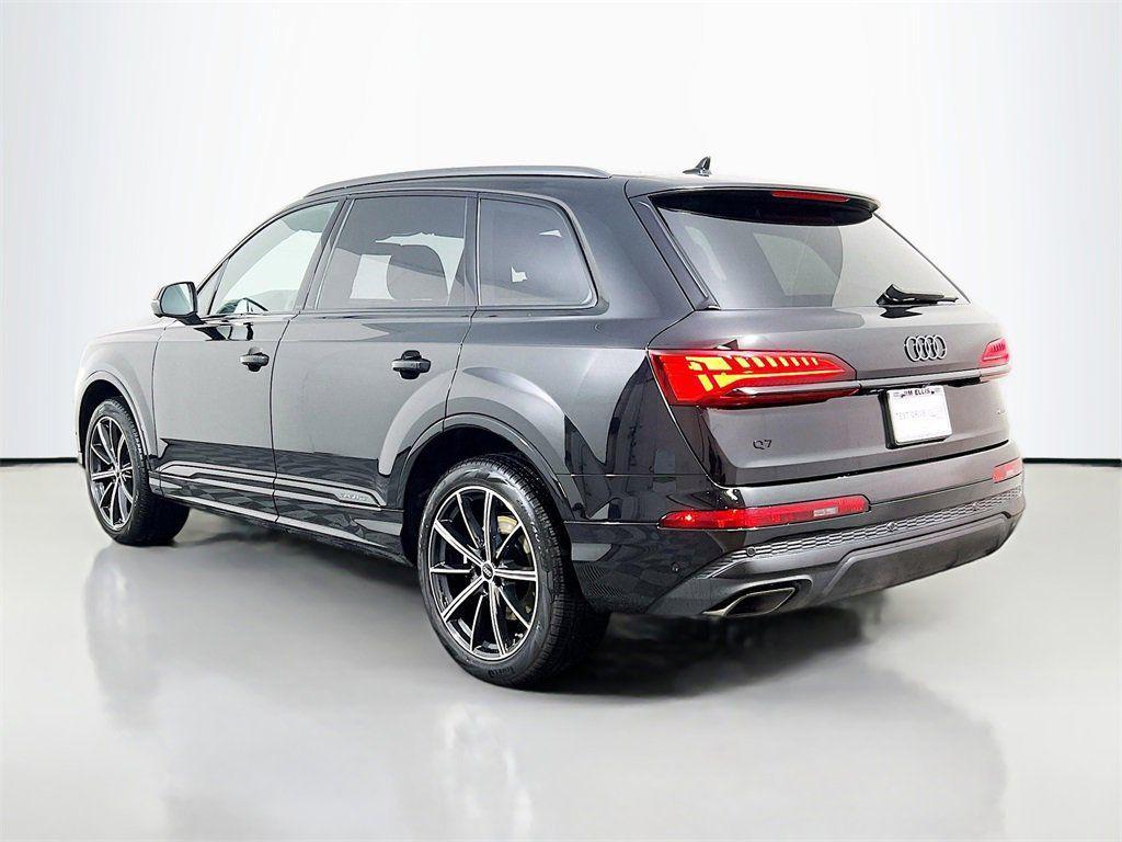 new 2026 Audi Q7 car, priced at $68,771