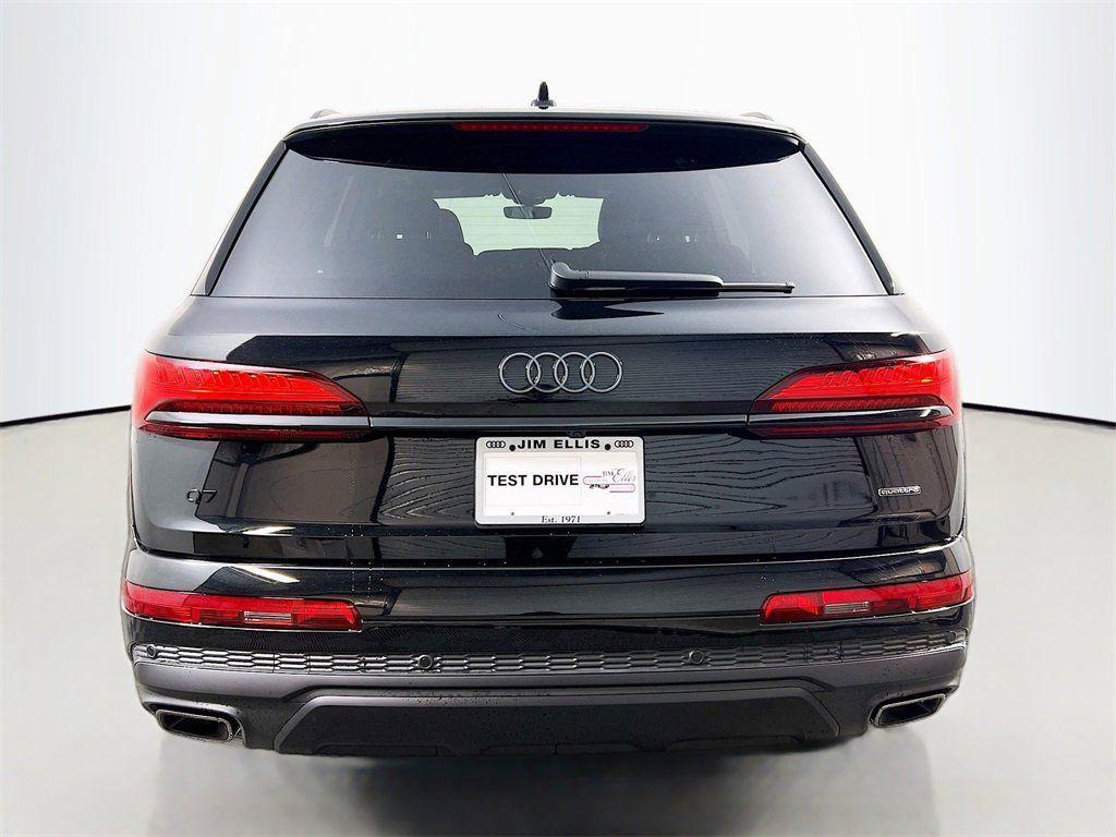 new 2026 Audi Q7 car, priced at $68,771
