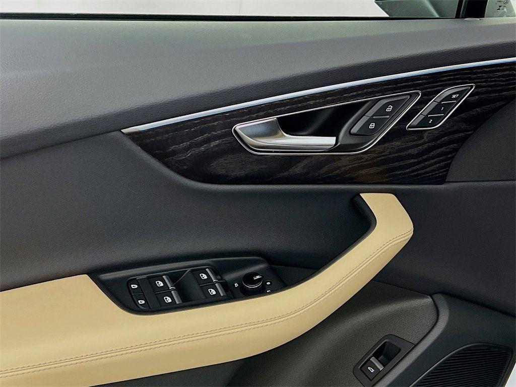 new 2026 Audi Q7 car, priced at $75,055