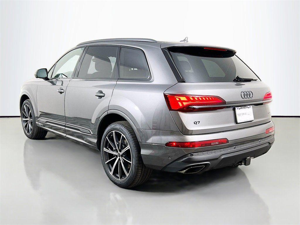 new 2026 Audi Q7 car, priced at $69,483