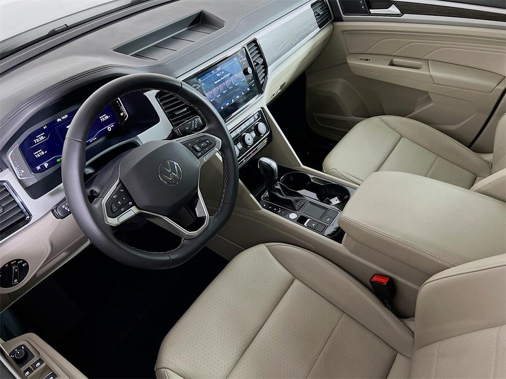 used 2023 Volkswagen Atlas car, priced at $24,549