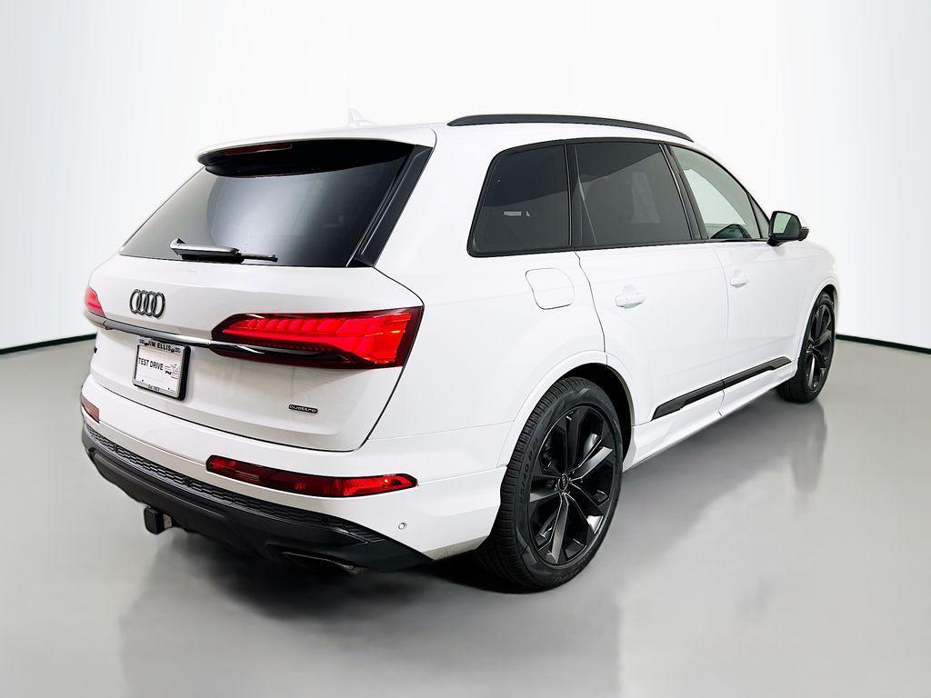 new 2026 Audi Q7 car, priced at $75,055
