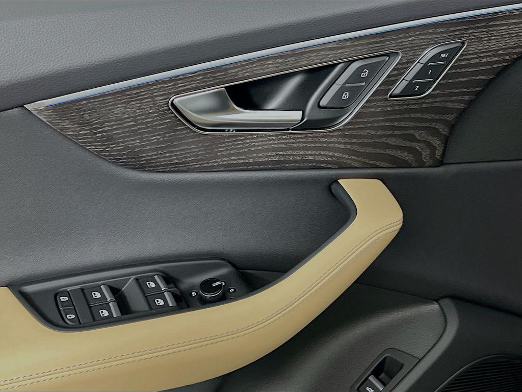 new 2026 Audi Q7 car, priced at $75,055