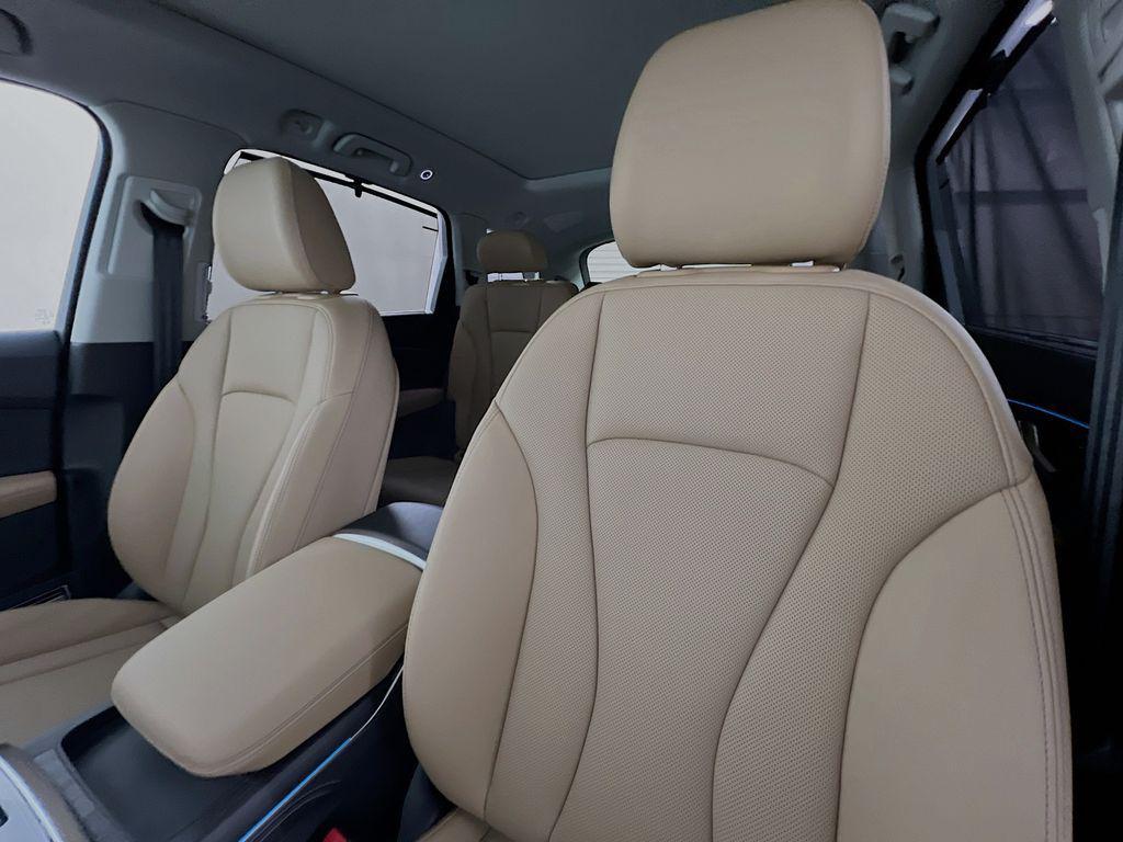 new 2026 Audi Q7 car, priced at $75,055