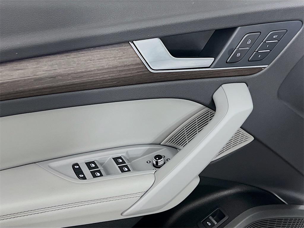 used 2024 Audi Q5 car, priced at $38,949