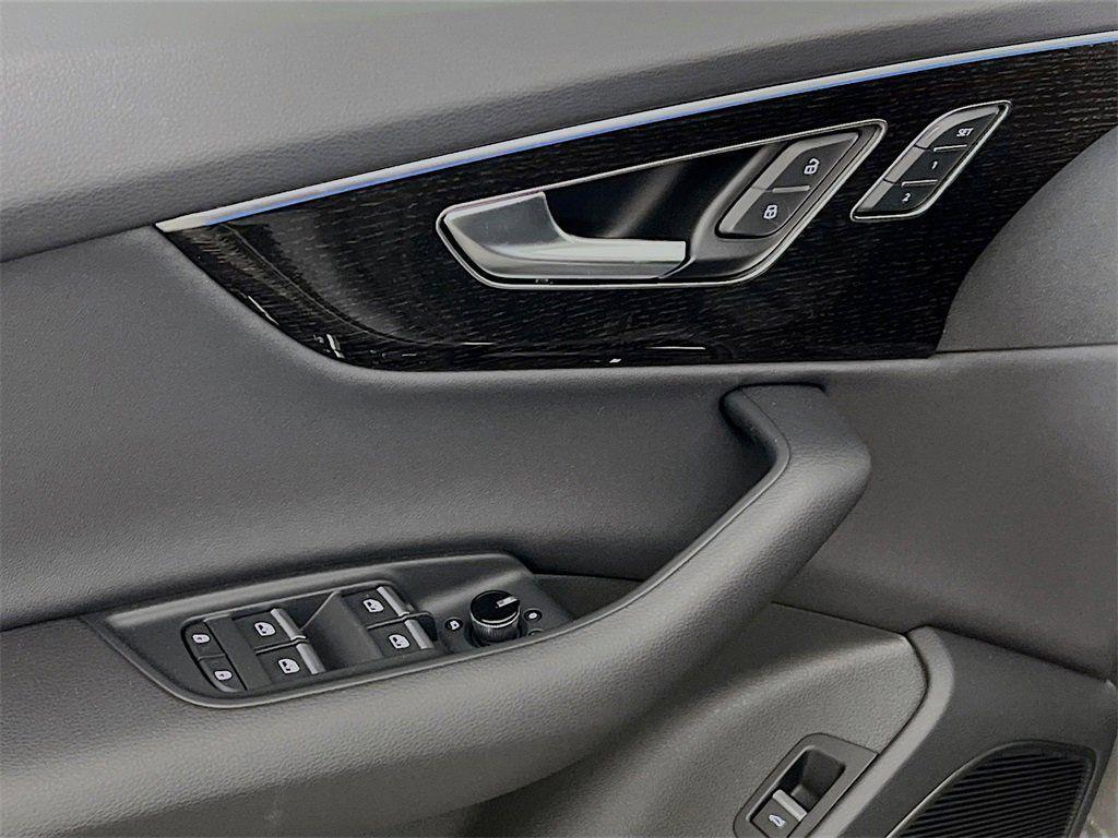 new 2026 Audi Q7 car, priced at $63,897