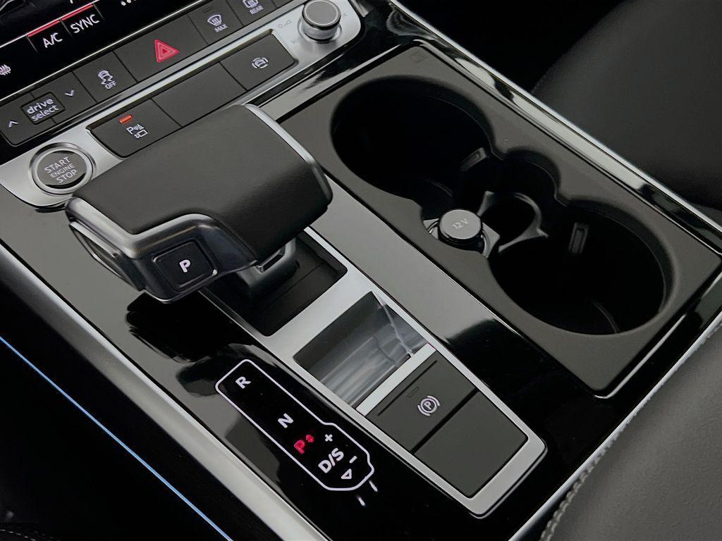 new 2026 Audi Q7 car, priced at $63,897