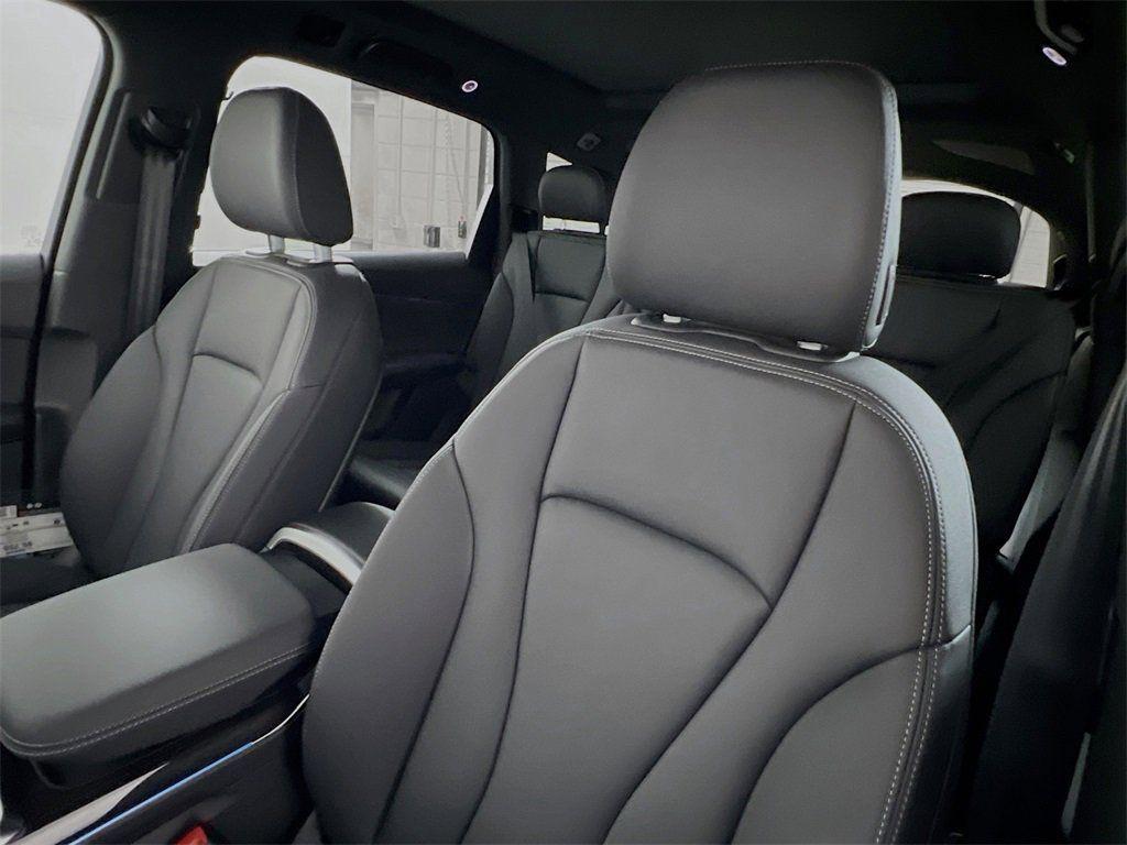 new 2026 Audi Q7 car, priced at $63,897