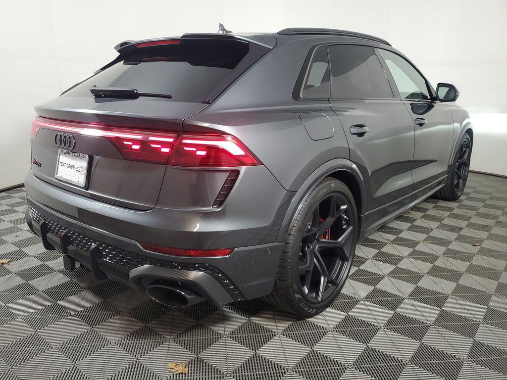new 2026 Audi RS Q8 car, priced at $158,615