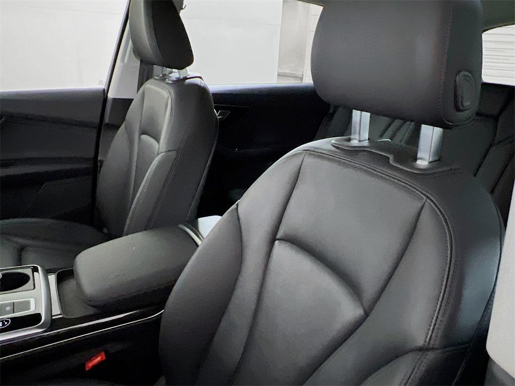 used 2023 Audi Q7 car, priced at $35,549