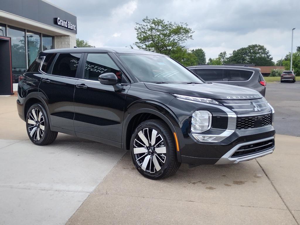 new 2025 Mitsubishi Outlander car, priced at $35,500