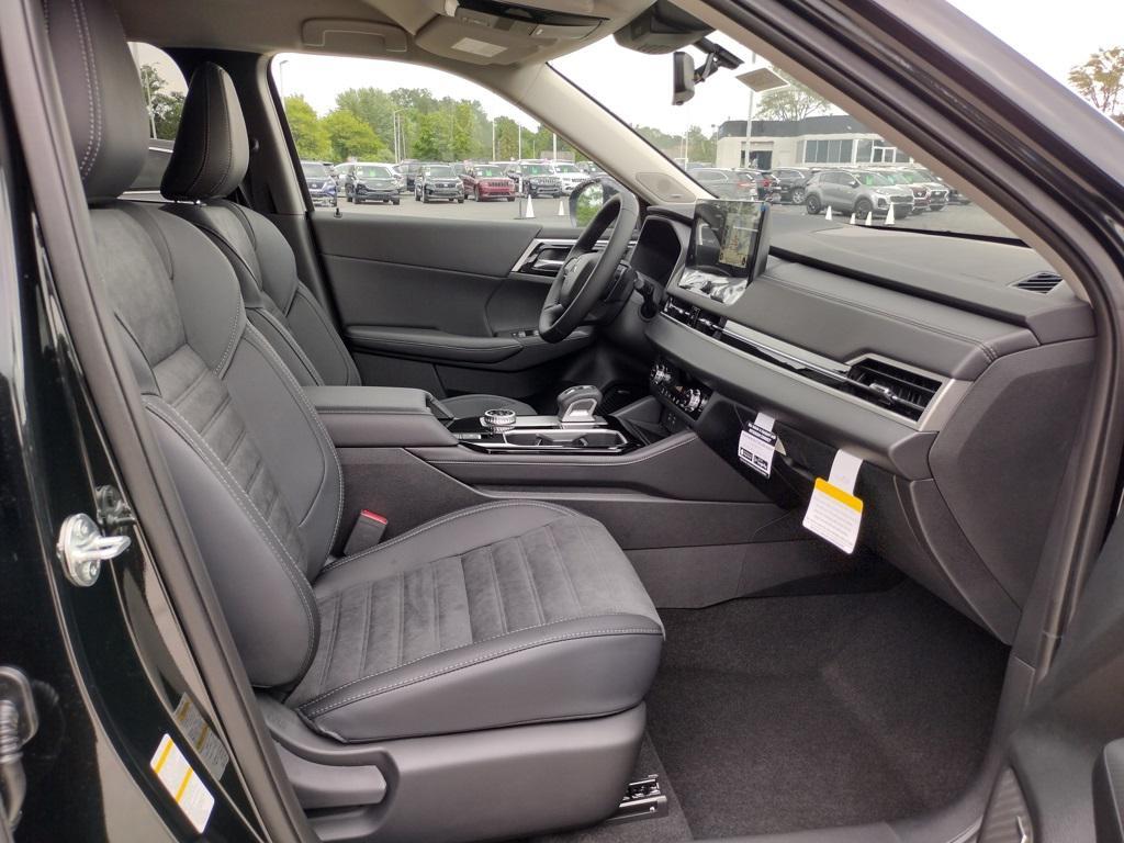 new 2025 Mitsubishi Outlander car, priced at $35,500