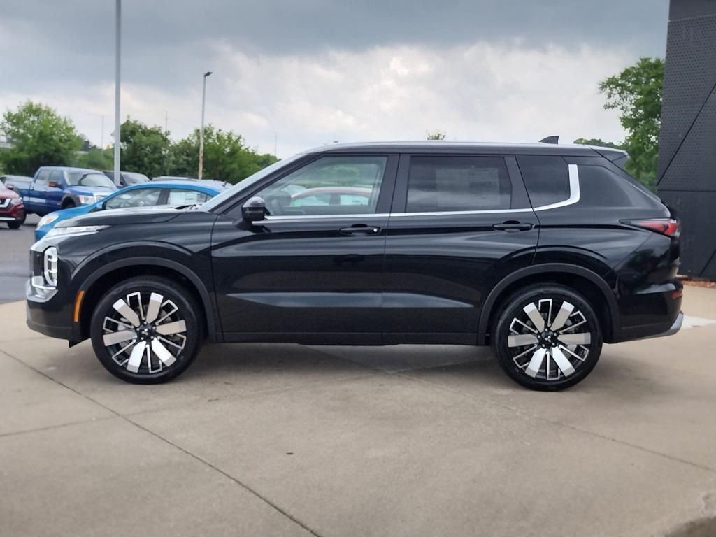 new 2025 Mitsubishi Outlander car, priced at $35,500