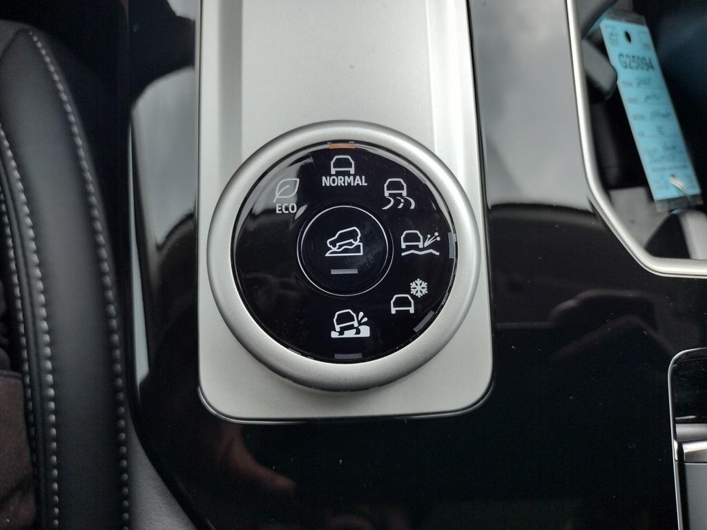 new 2025 Mitsubishi Outlander car, priced at $35,500