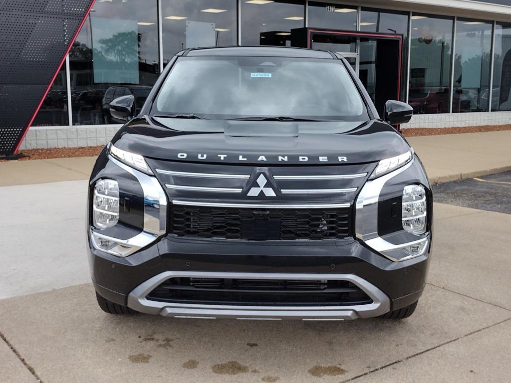 new 2025 Mitsubishi Outlander car, priced at $35,500
