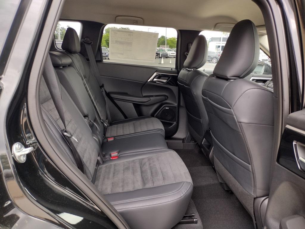 new 2025 Mitsubishi Outlander car, priced at $35,500