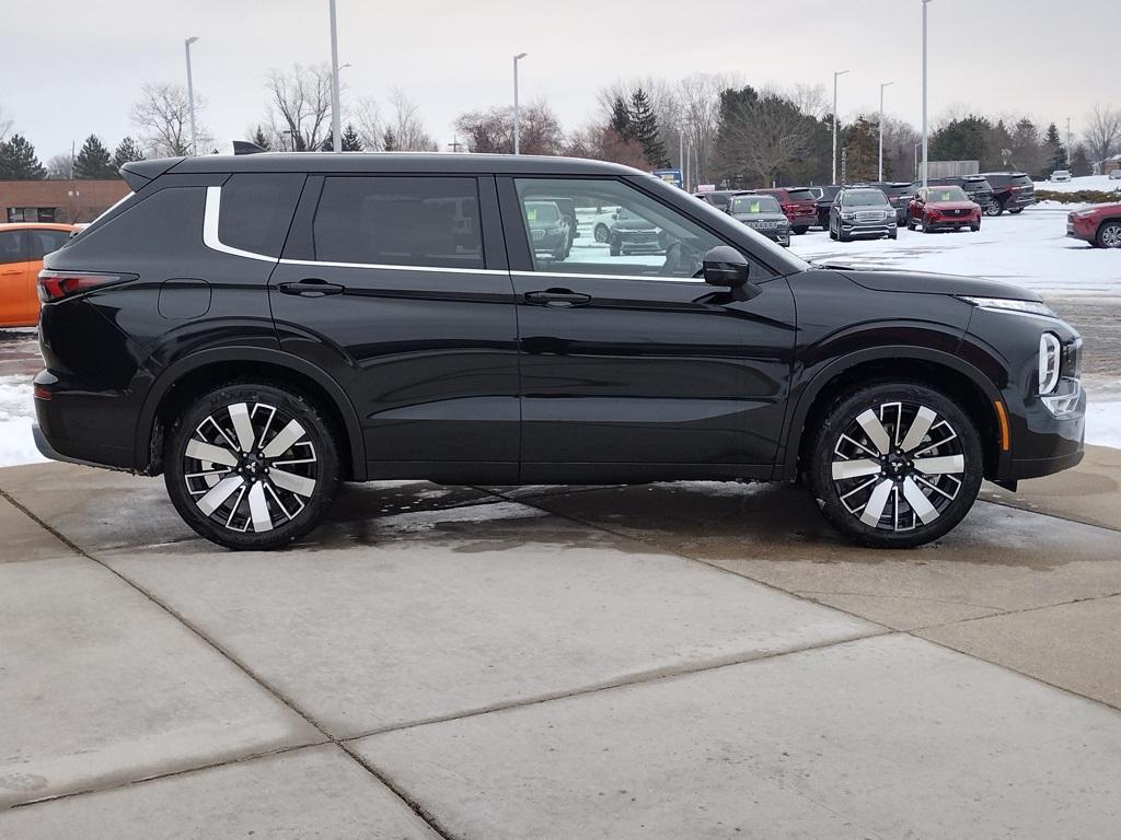 new 2026 Mitsubishi Outlander car, priced at $40,000