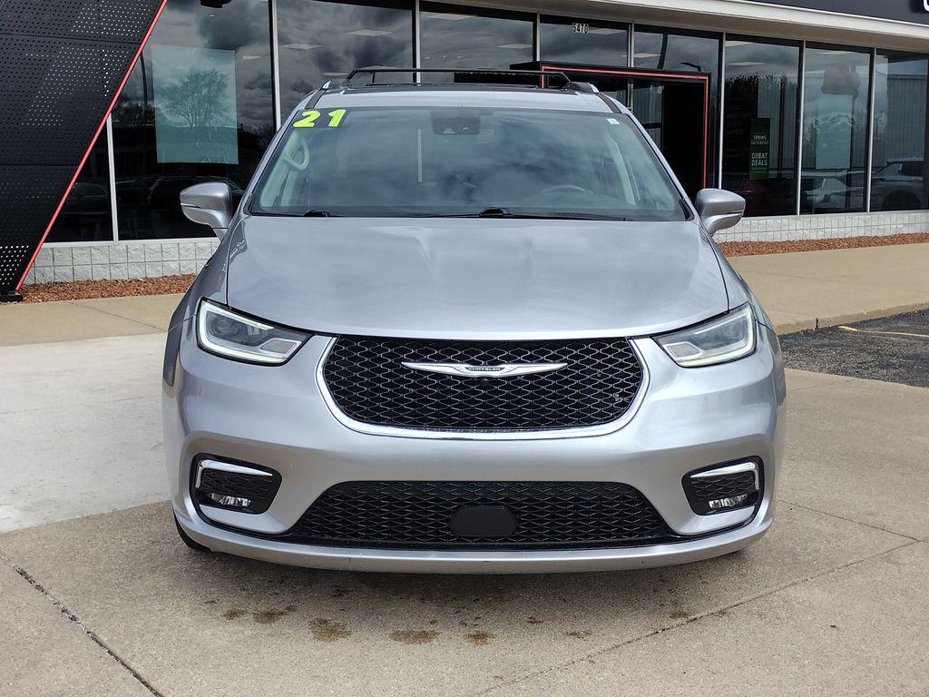 used 2021 Chrysler Pacifica car, priced at $15,750