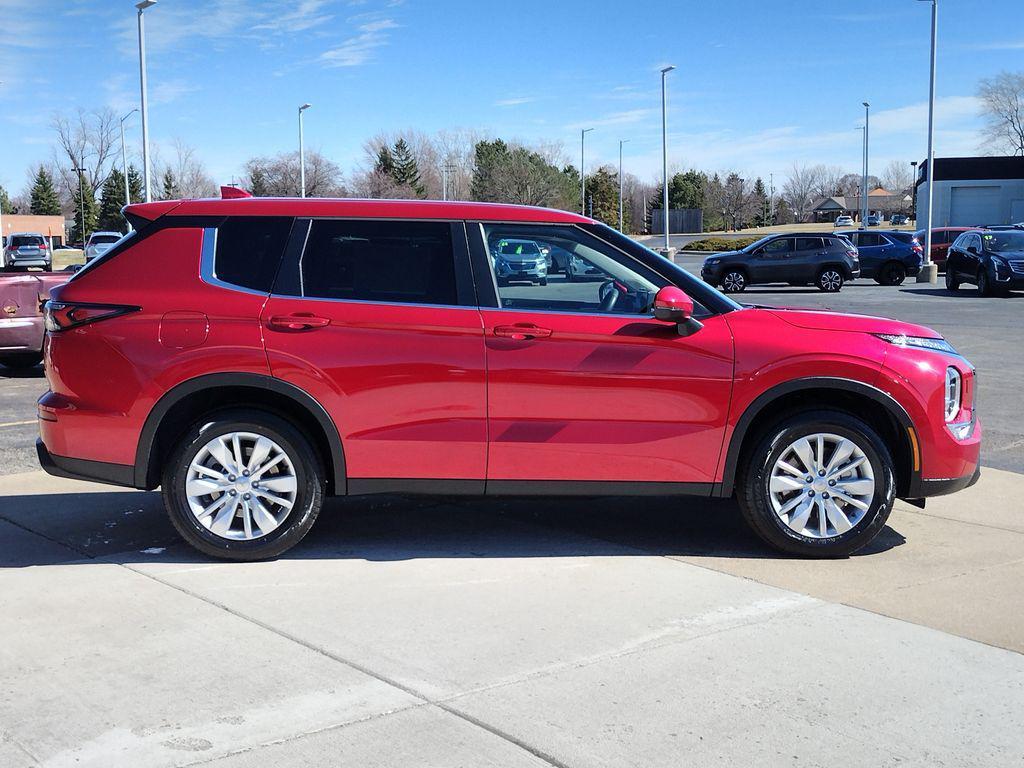 new 2026 Mitsubishi Outlander car, priced at $32,500