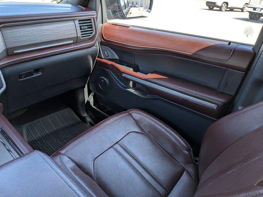 used 2023 Ford Expedition car, priced at $36,899